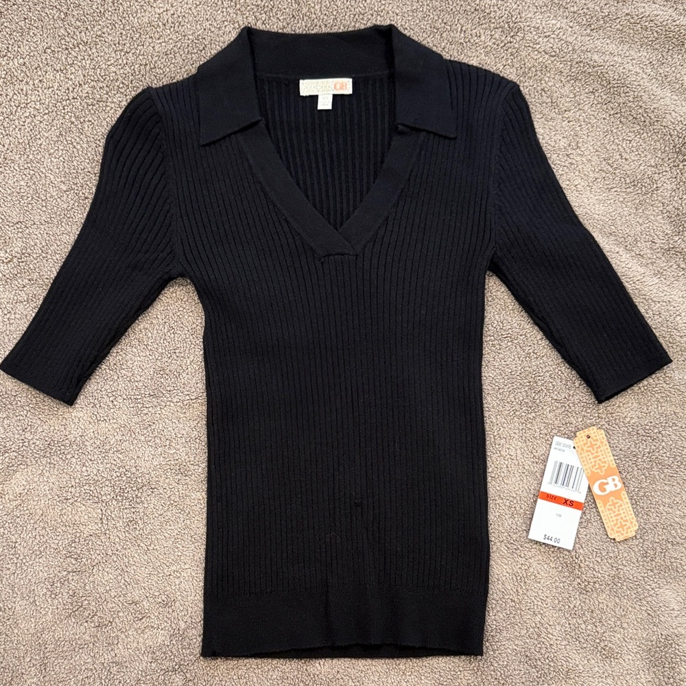 Gianni Bini Women's Elegant Black V-Neck Sweater
